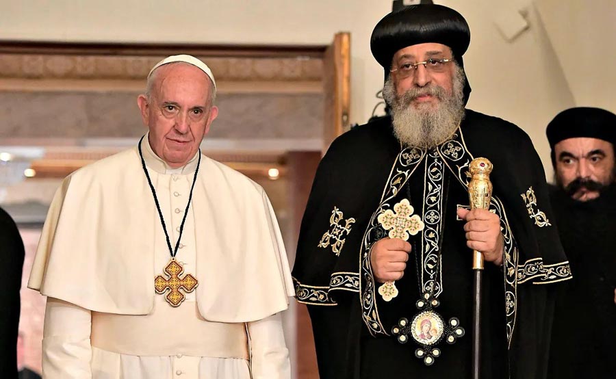 Patriarch Tawadros mit Papst Franziskus beim Rombesuch